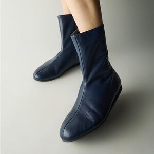 Tibi Andre Boot 41 Navy NWOB